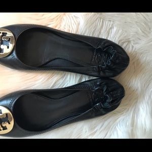 Tory Burch Shoes - Tory Burch Black Flat Tory Burch Shoes - Tory Burch Black Flat